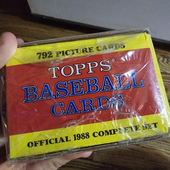 Vintage Topps Baseball Cards 1988 Complete Set 792 Picture Cards - Picture 3 of 4